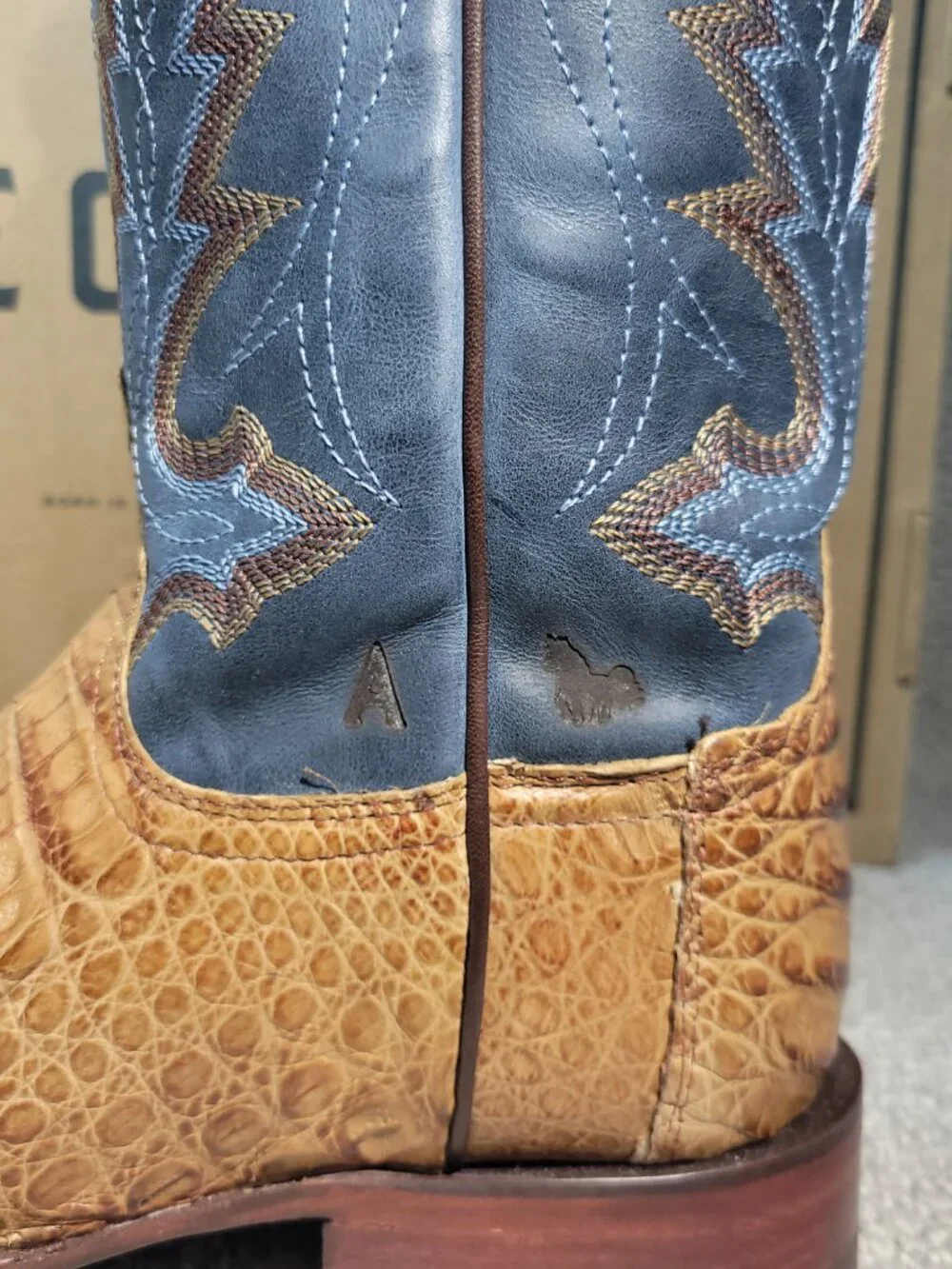 Tecovas The William Men's US Size 8.5D Toffee Navy Caiman Cowboy Boots